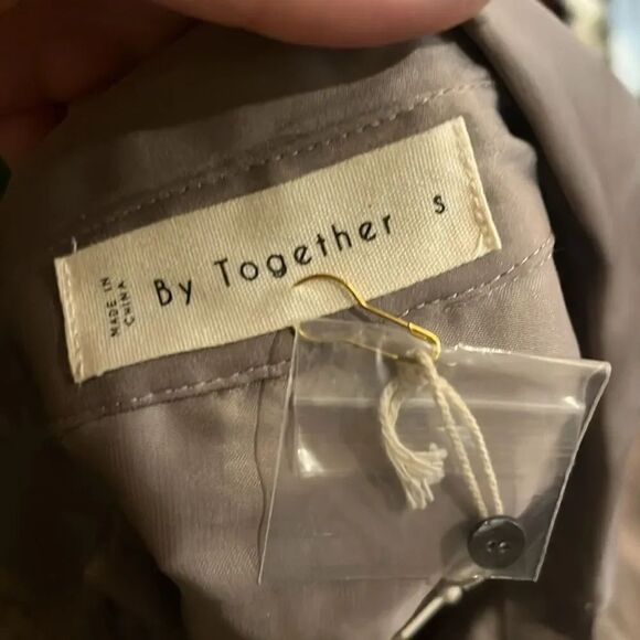 By Together Pleated Polyester Satin 1/2 Button Up Blouse, S! - Picture 10 of 11